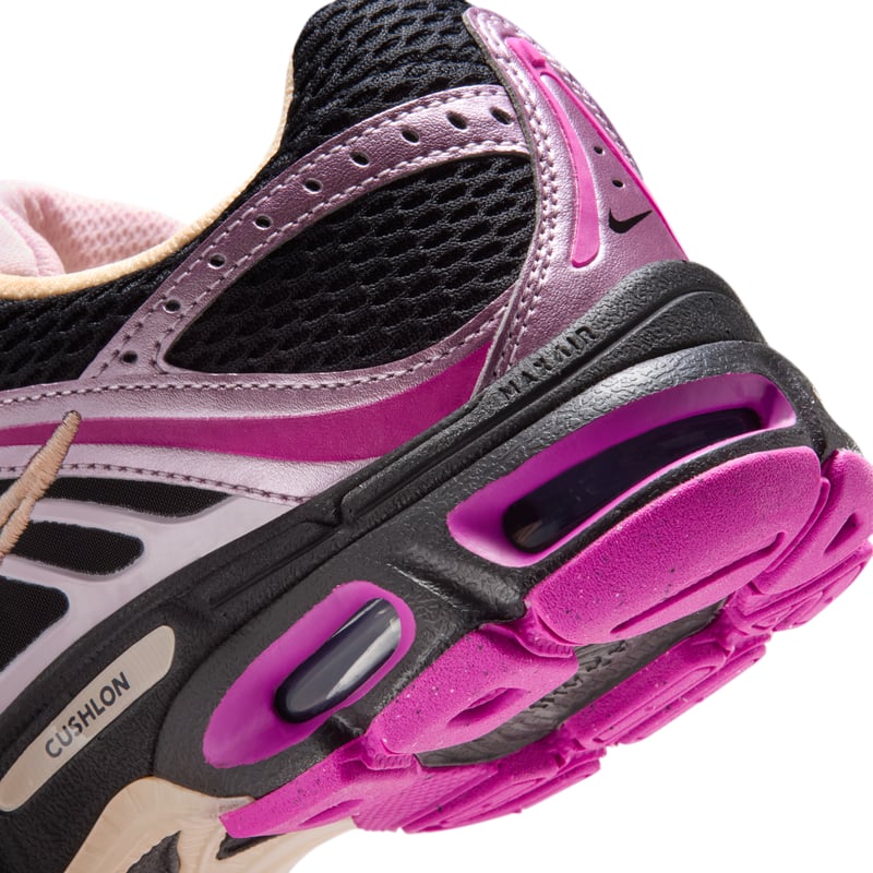 Nike Air Max Moto 2K HQ2056-008 08