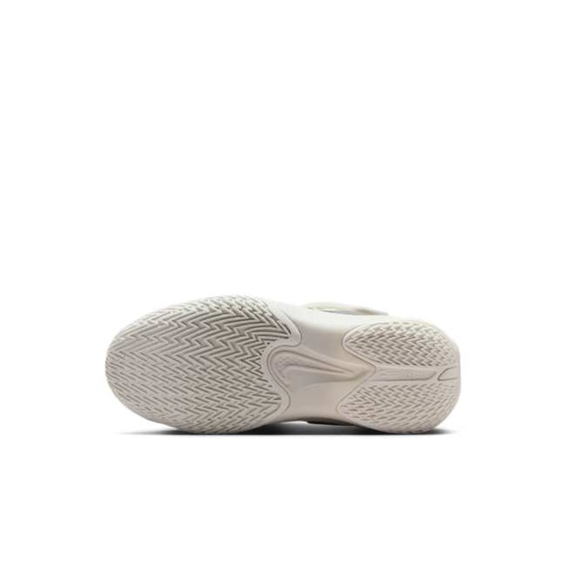 Nike G.T. Cut 3 FD7034-104 02
