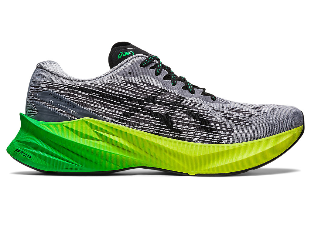 ASICS Novablast 3