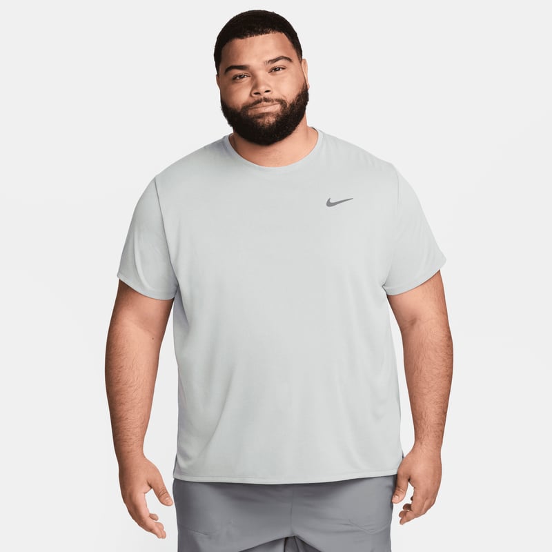 Majica Nike Miler Dri-FIT "Grey Fog & Particle Grey" | Moški | Tek | 07 | SPORTSHOWROOM