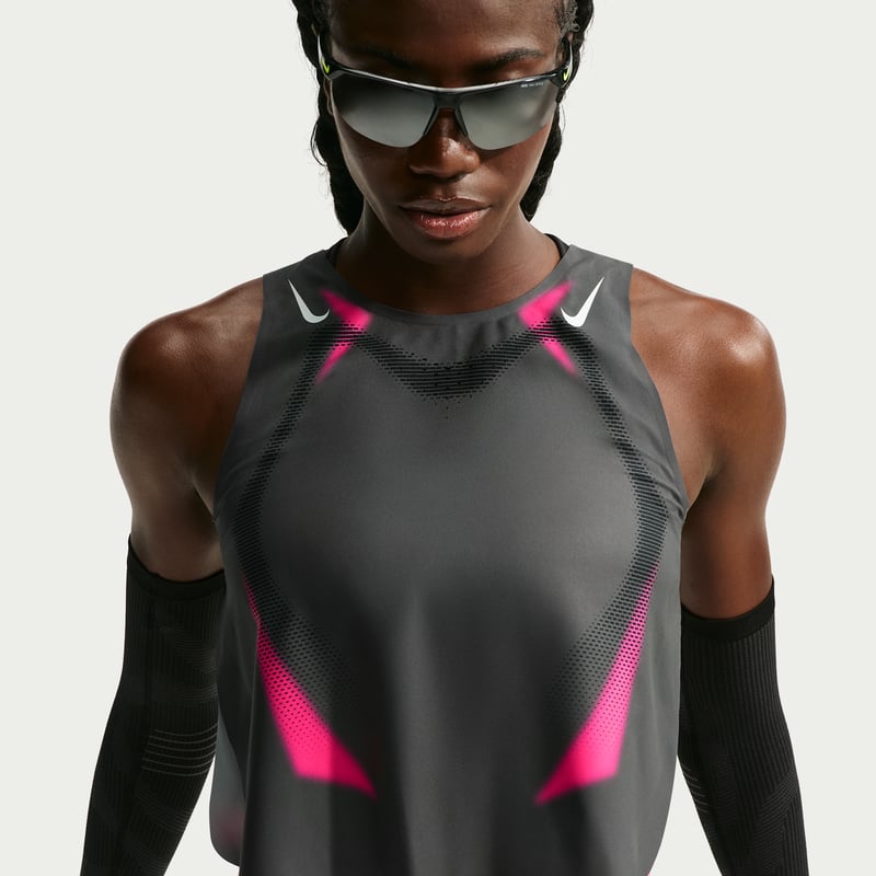 Nike AeroSwift Dri-FIT ADV Cropped Tanktop "Iron Grey" | Damen | Laufen | 01 | SPORTSHOWROOM
