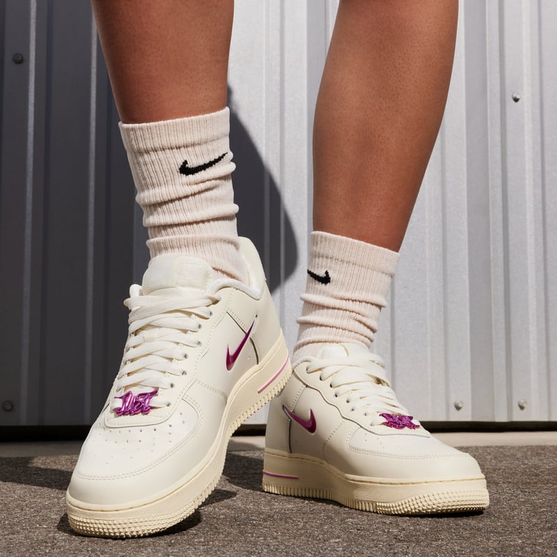 Nike Air Force 1 '07 FB8251-101 02