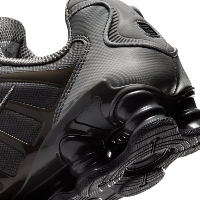 Nike Shox TL SE IQ6599-003 08