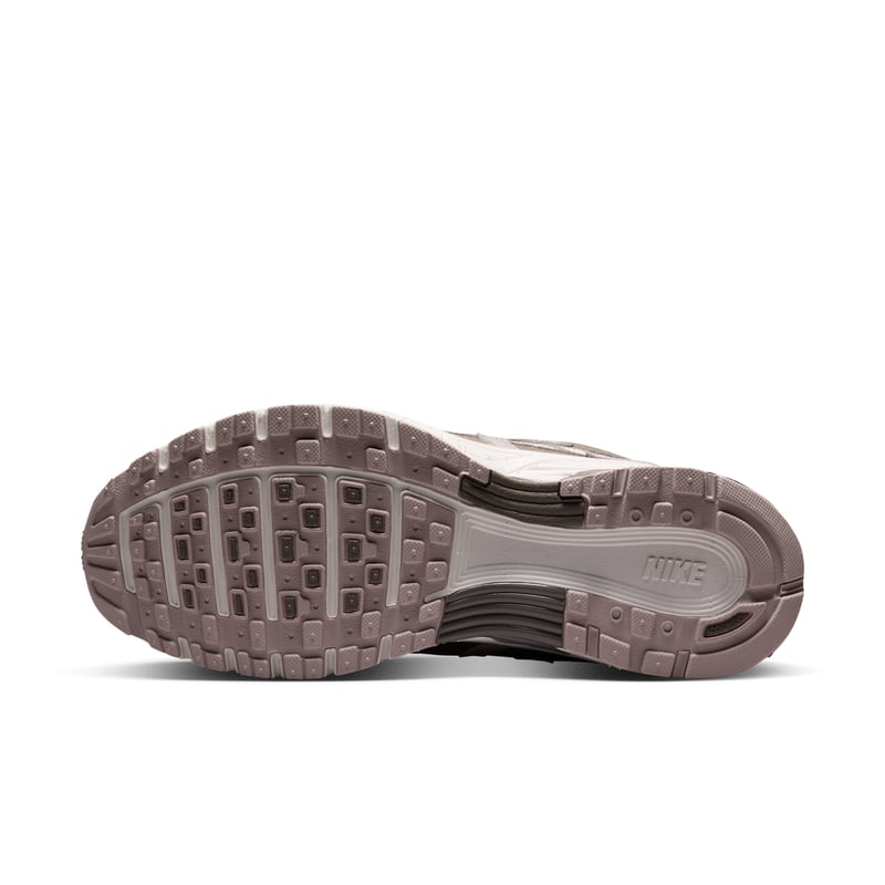 Baskets Nike P-6000 "Summit White & Cave Stone" | Femme | Sportstyle | 01 | SPORTSHOWROOM
