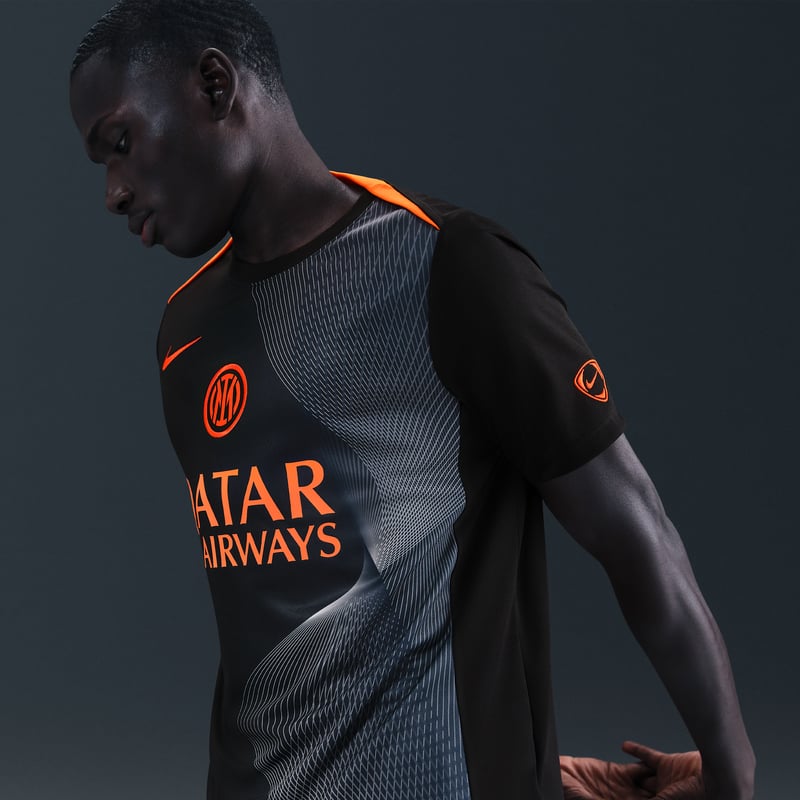 Nike Inter Milan Academy Pro Third Dri-FIT Total 90 Pre-Match Shirt "Black & Thunder Blue" | Men | Football | 03 | SPORTSHOWROOM
