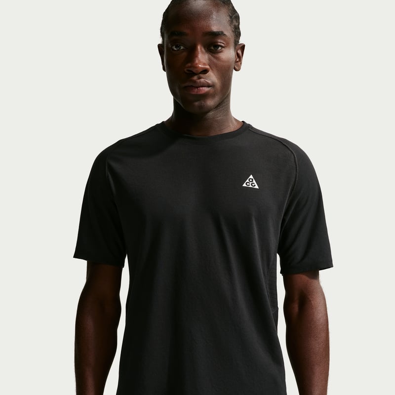 Nike ACG 'Solar Chase' Dri-FIT ADV Shirt "Black" | Men | Outdoor | 01 | SPORTSHOWROOM