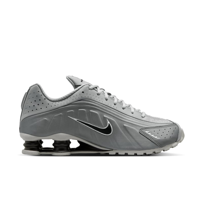 Nike Shox R4 HQ1988-011 03