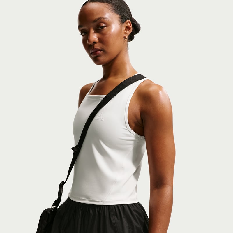Nike ACG Dri-FIT T-Shirt "Phantom & Photon Dust" | Women | Outdoor | 03 | SPORTSHOWROOM
