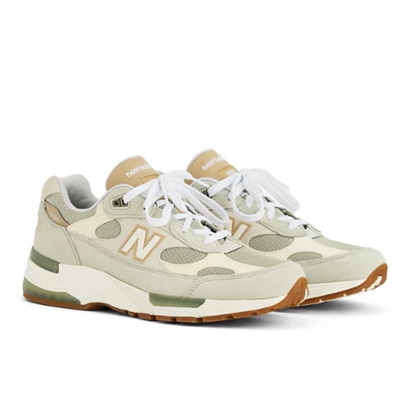 New Balance 992 Made in USA sneakerit "Olivine & Incense" | Miehet & Naiset | Sportstyle | 00 | SPORTSHOWROOM