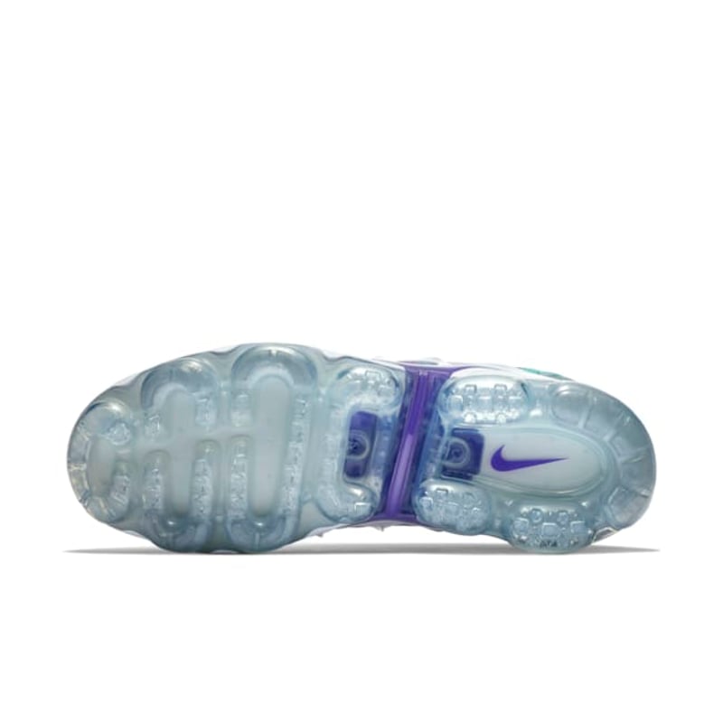 Nike Air VaporMax Plus 924453-101 02