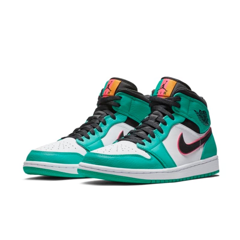 Jordan 1 Mid SE 852542-306 04