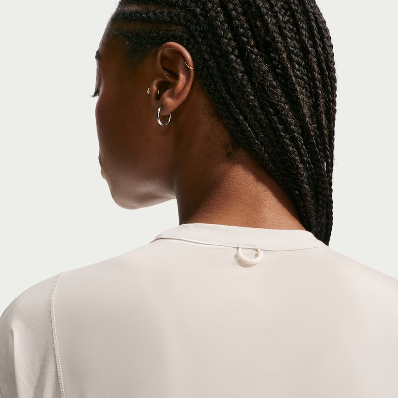 Nike 24.7 ImpossiblySoft Dri-FIT IO1622-104 02