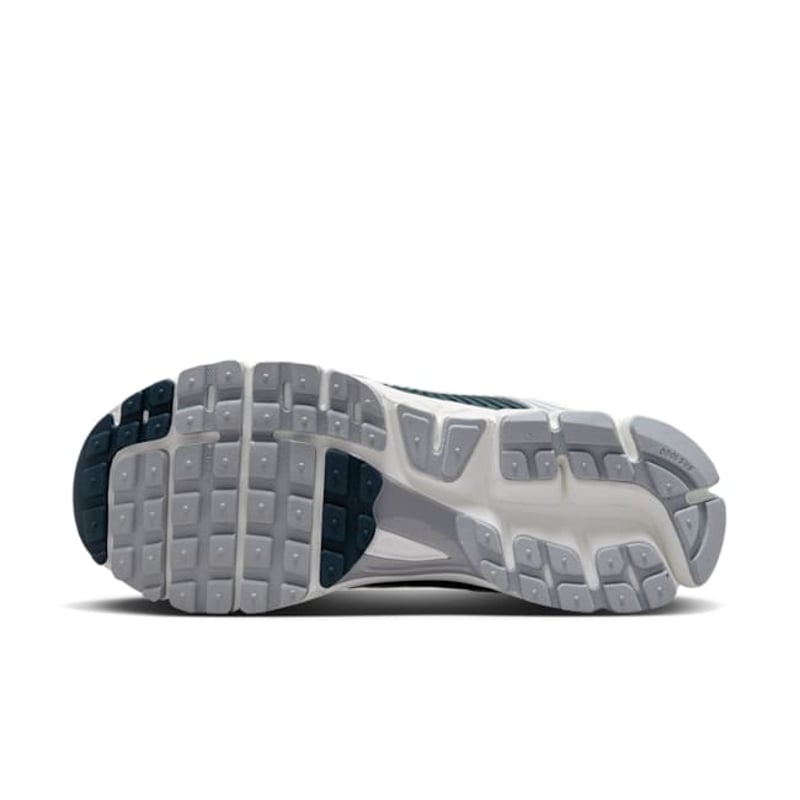 Nike Zoom Vomero 5 HV2412-100 02
