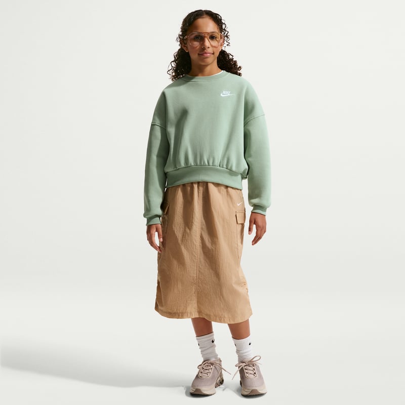 Nike Club Fleece Boxy Crew FZ9244-006 04