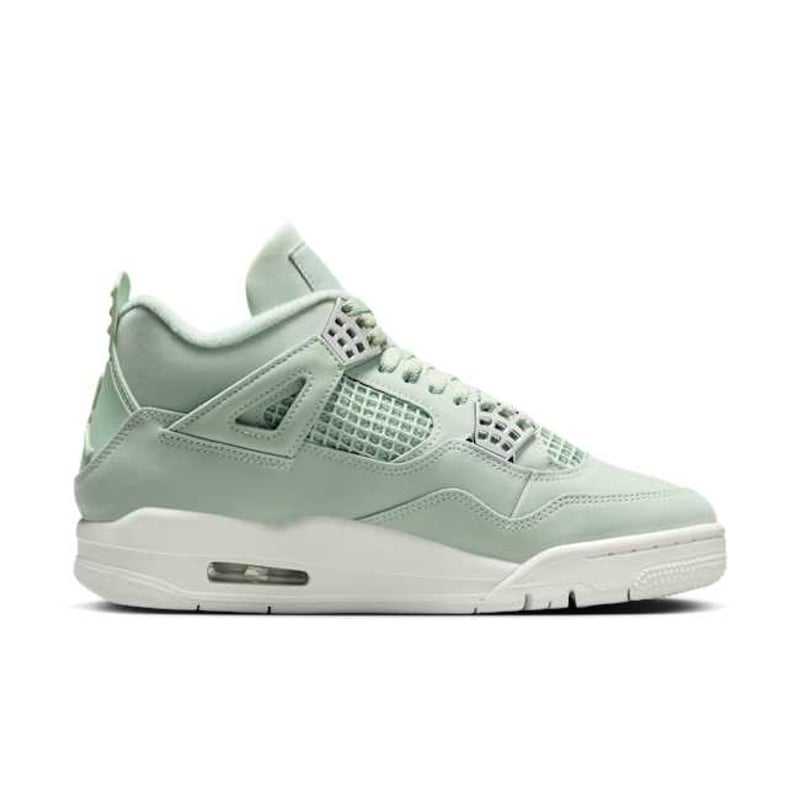 Jordan 4 Retro HV0823-003 03