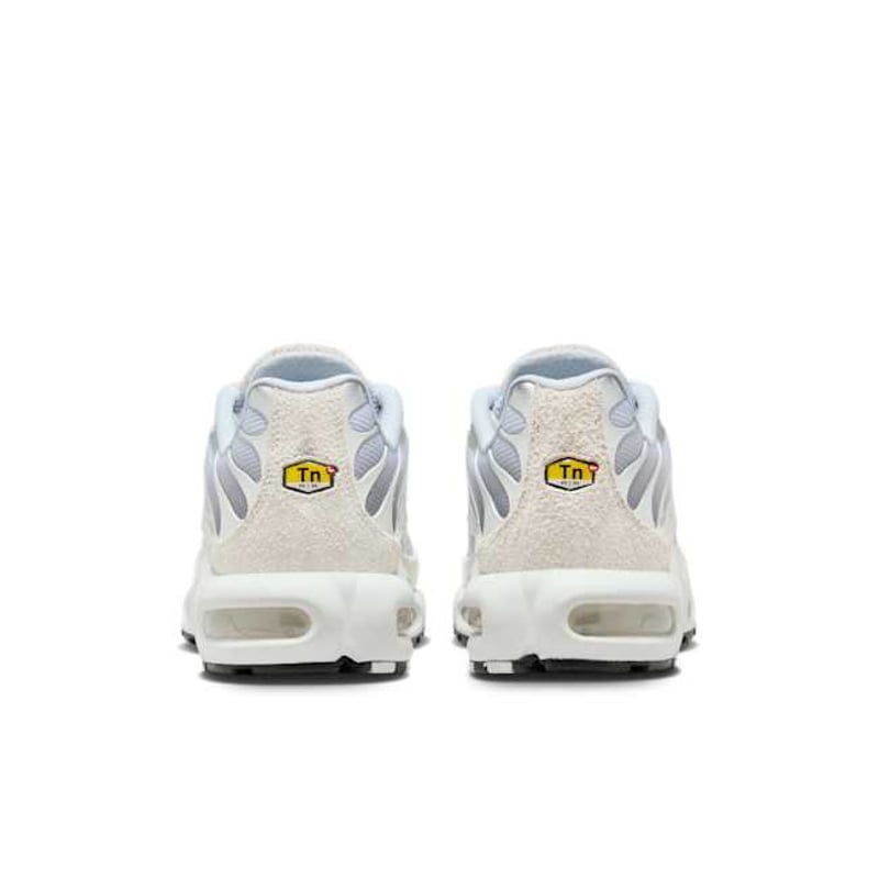 Nike Air Max Plus FN7813-001 06