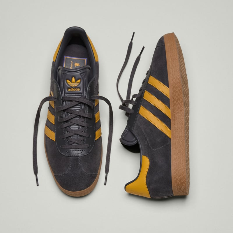 adidas Gazelle x Manchester United JR1410 04