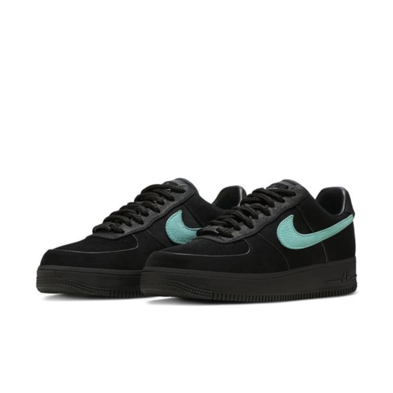 Nike Air Force 1 x Tiffany & Co. DZ1382-001 04