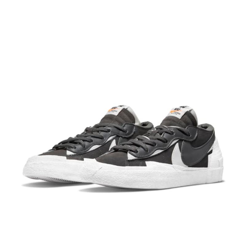 Nike Blazer Low x sacai DD1877-002 05
