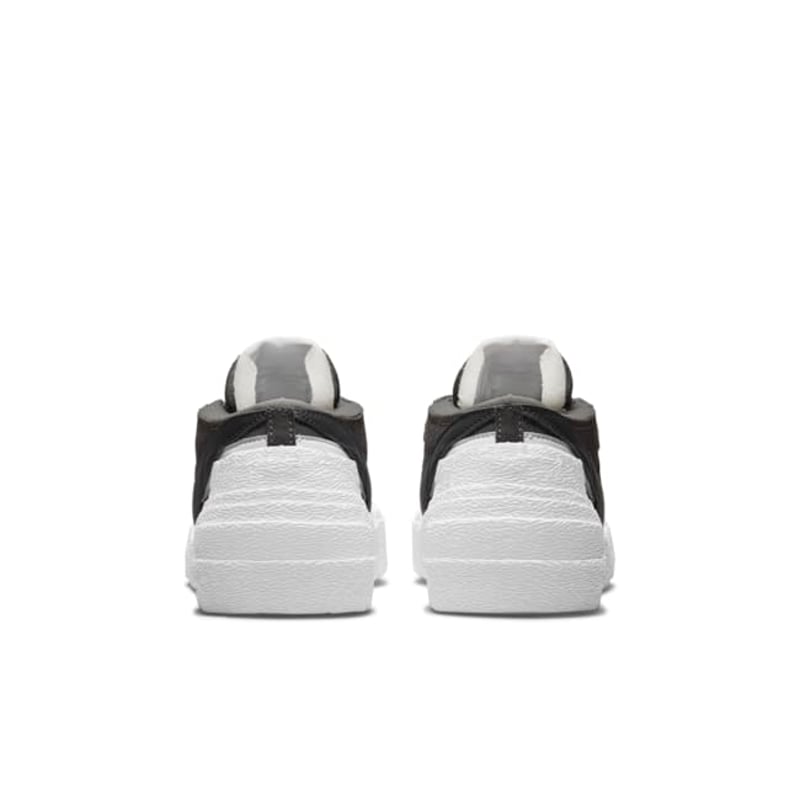 Nike Blazer Low x sacai DD1877-002 06