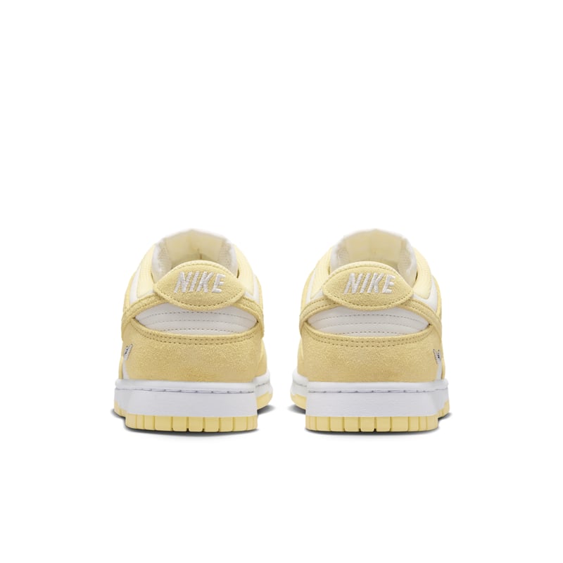 Nike Dunk Low Suede sneakers "Sail & Soft Yellow" | Dame | Sportstyle | 06 | SPORTSHOWROOM