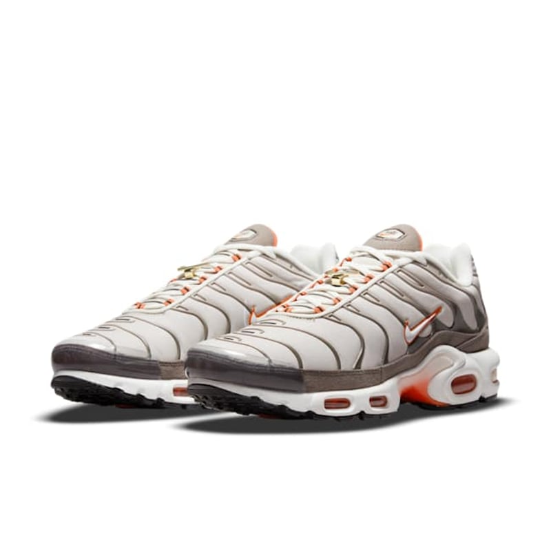 Nike Air Max Plus DB0681-200 05