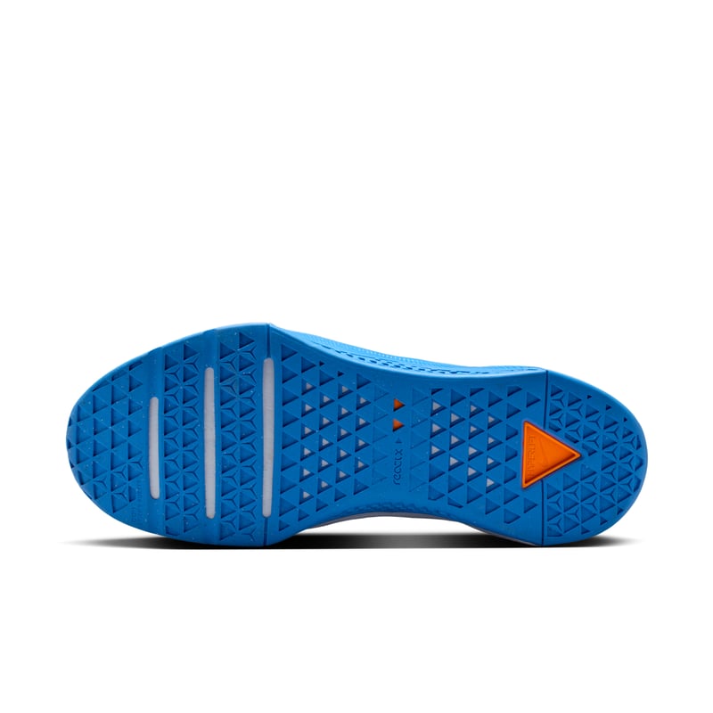 Buty treningowe Nike Metcon 10 "Football Grey & Orange Frost" | Mezczyzni | Trening | 02 | SPORTSHOWROOM