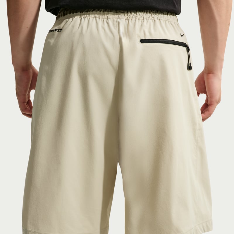 Szorty Nike Tech Helios Dri-FIT "Desert Khaki" | Mezczyzni | | 02 | SPORTSHOWROOM