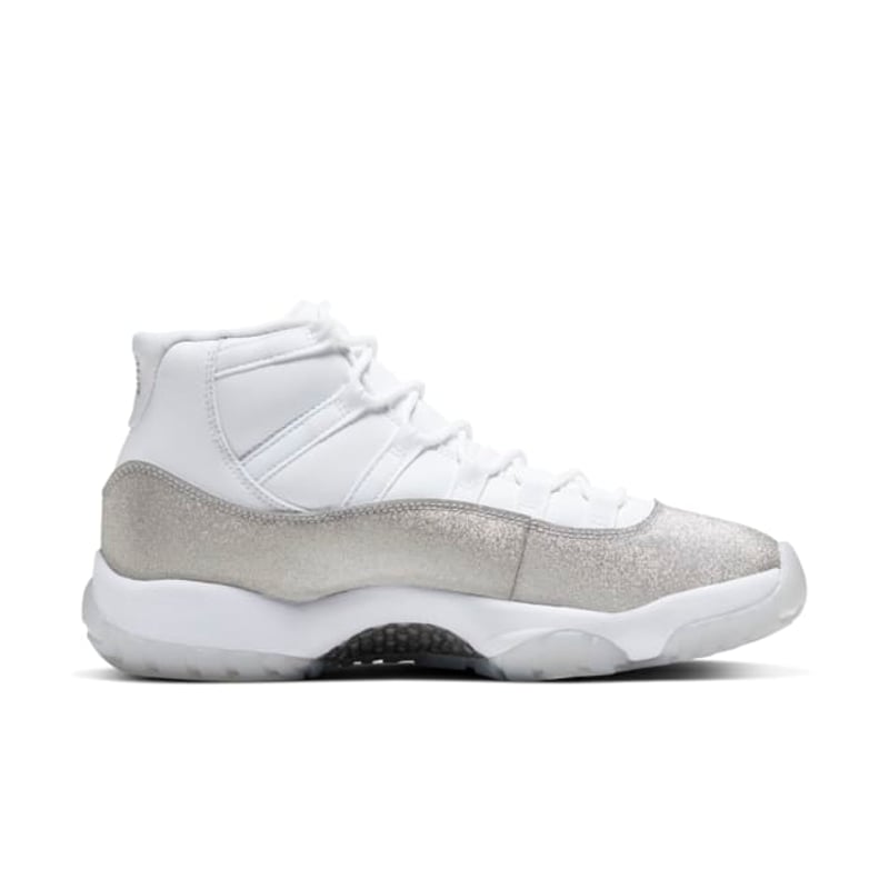 Jordan 11 Retro AR0715-100 03
