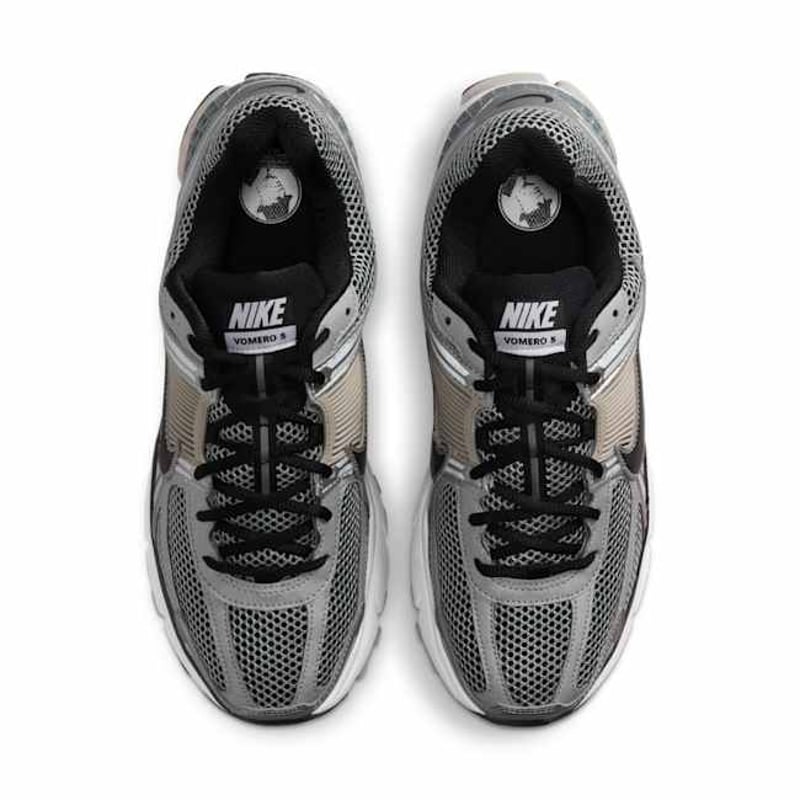 Nike Zoom Vomero 5 FJ4151-007 04