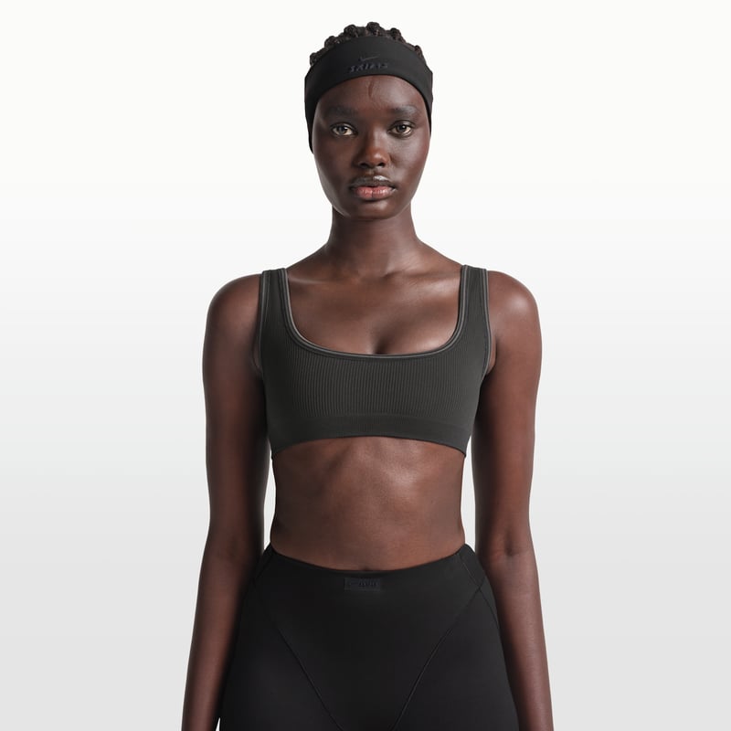 NikeSKIMS Ribbed Seamless IU8300-054 01