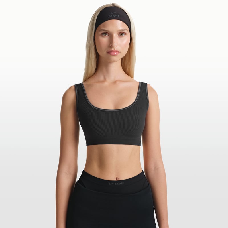 NikeSKIMS Ribbed Seamless IU8302-054 01