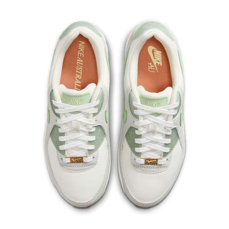 Nike Air Max 90 SE FN7490-133 04