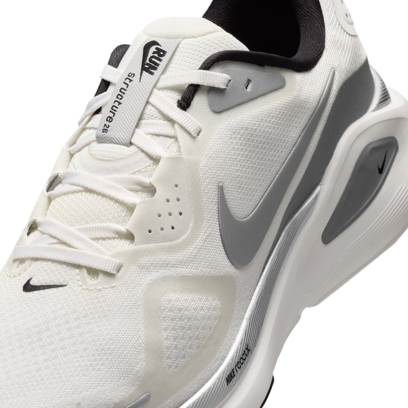 Nike Structure 26 futócipők "Summit White & Black" | Férfi | Futás | 07 | SPORTSHOWROOM