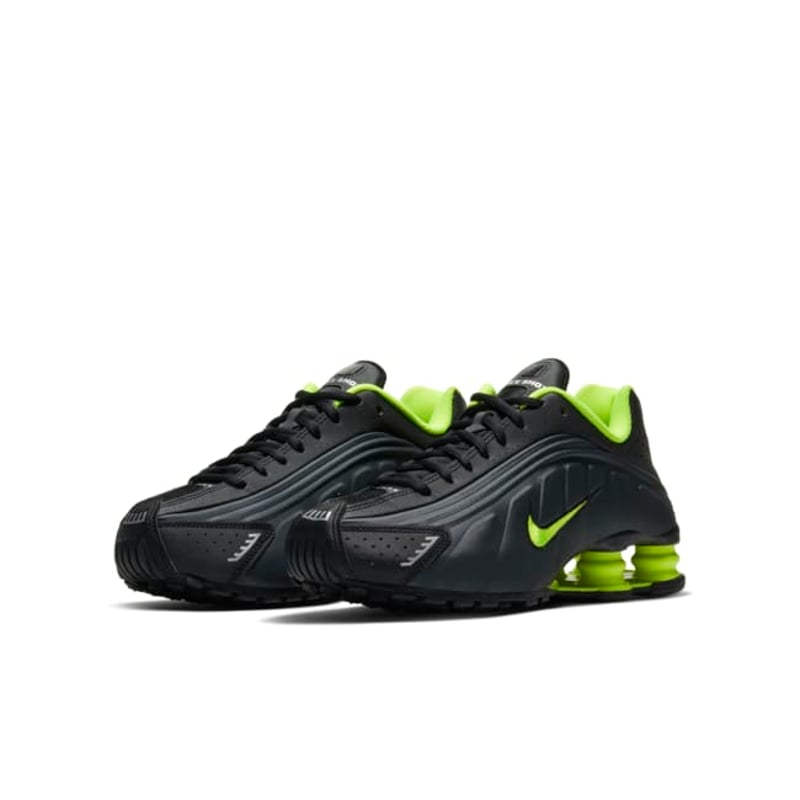 Nike Shox R4 CW2626-002 05