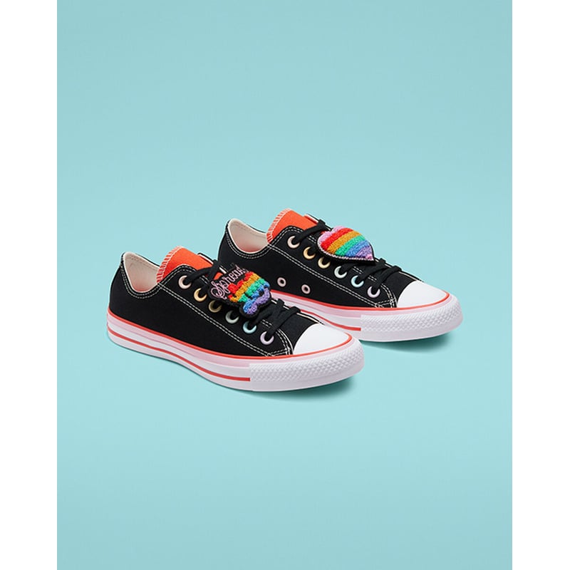 Converse Chuck Taylor All Star Low x Millie Bobby Brown 567300C 04