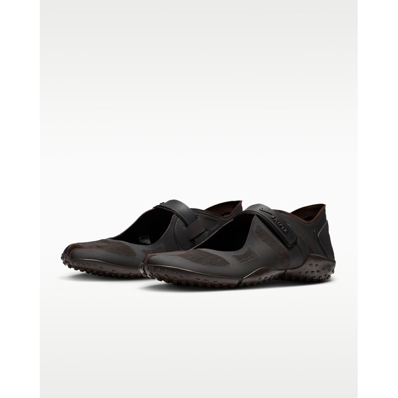 NikeSKIMS Rift Mesh IO7694-200 03