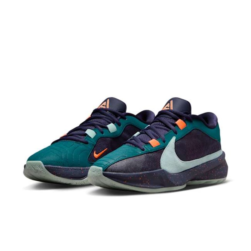 Nike Giannis Freak 5 DX4985-300 05