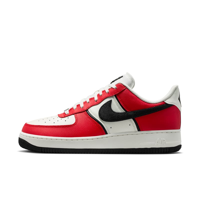 Tenisky Nike Air Force 1 '07 LV8 "University Red & Sail" | Muži | Sportstyle | 00 | SPORTSHOWROOM