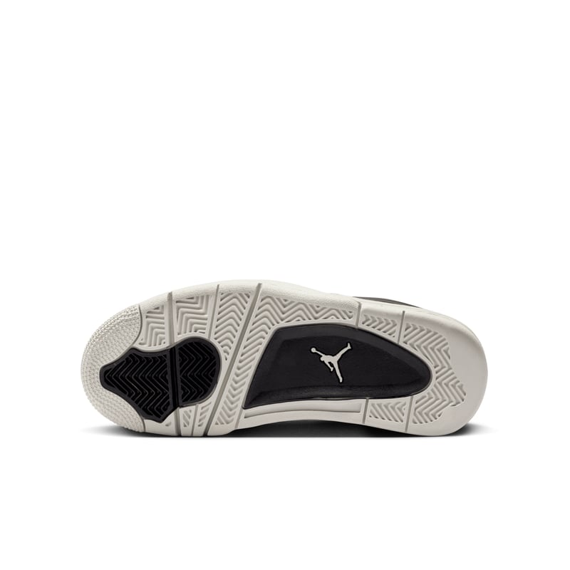 Jordan 4 RM FQ7938-001 02