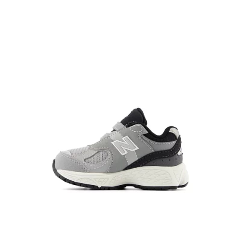 New Balance 2002 Hook & Loop IV2002SG 02