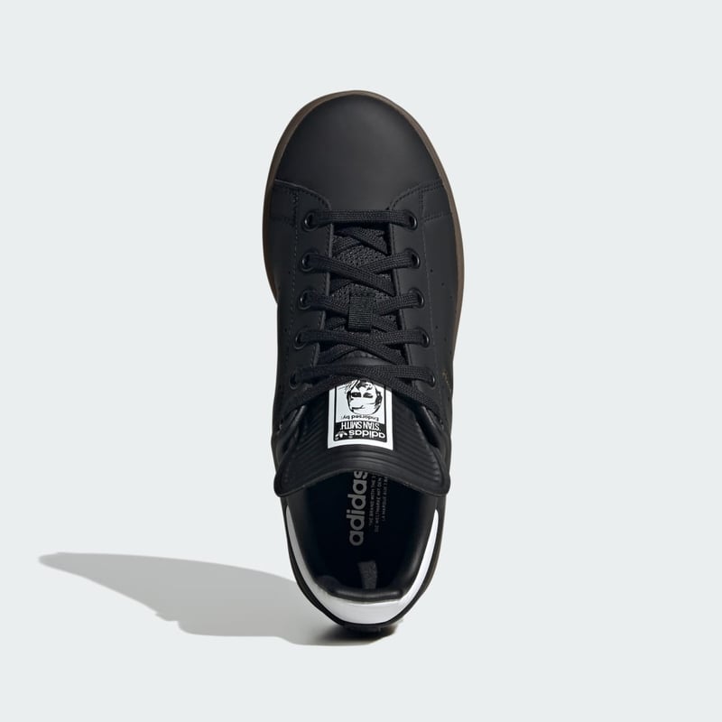 adidas Stan Smith IE8173 02