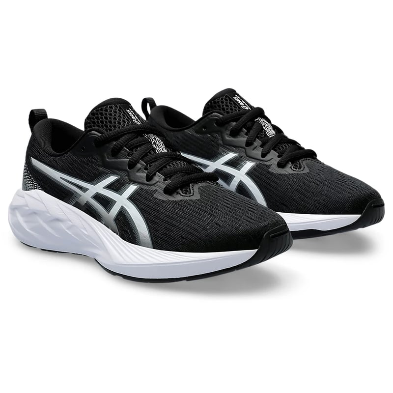 ASICS Novablast 4 1014A317-001 02