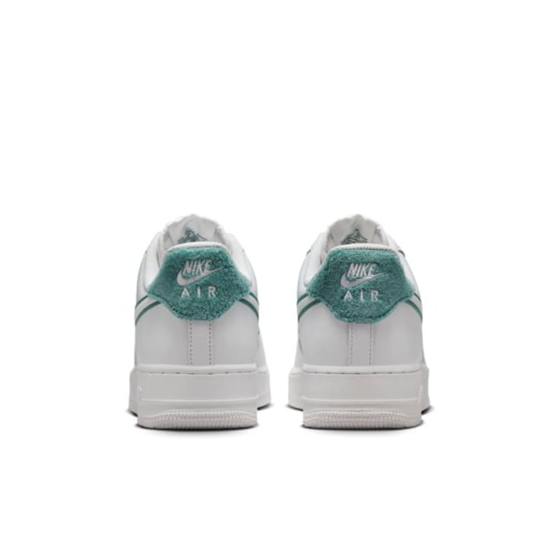 Nike Air Force 1 '07 LV8 FN8349-100 06