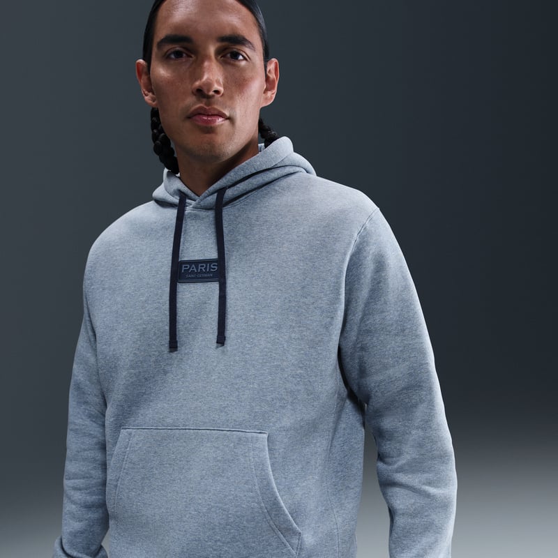 Nike Paris Saint-Germain Club HM2884-493 01
