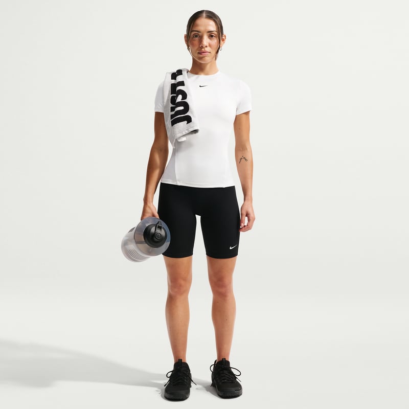 Nike One Fitted IR1895-100 04