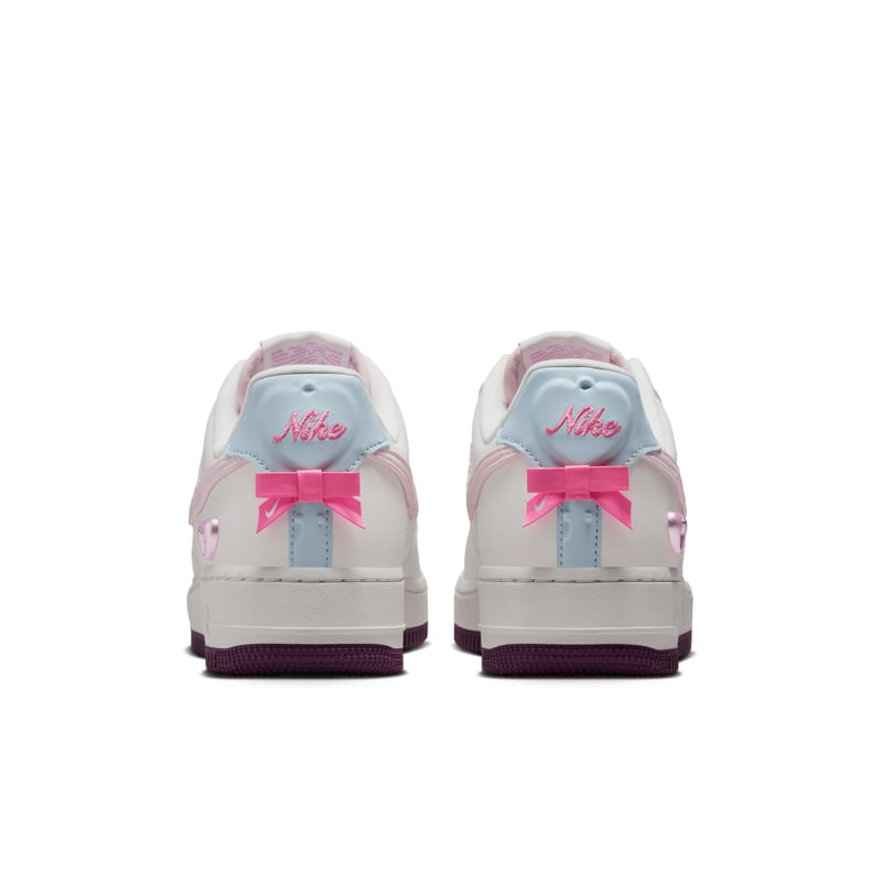 Nike Air Force 1 '07 trainers "Valentine's Day" | Women | SportStyle | 06 | SPORTSHOWROOM