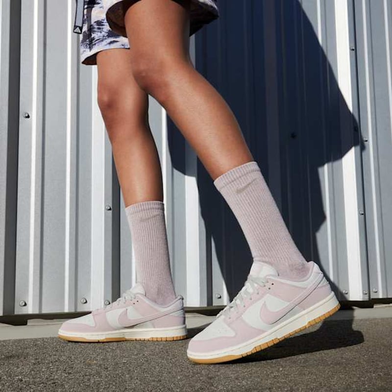 Nike Dunk Low Premium Next Nature FN6345-001 02