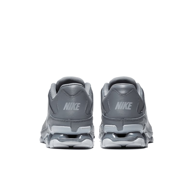 Nike Reax 8 TR 621716-010 06