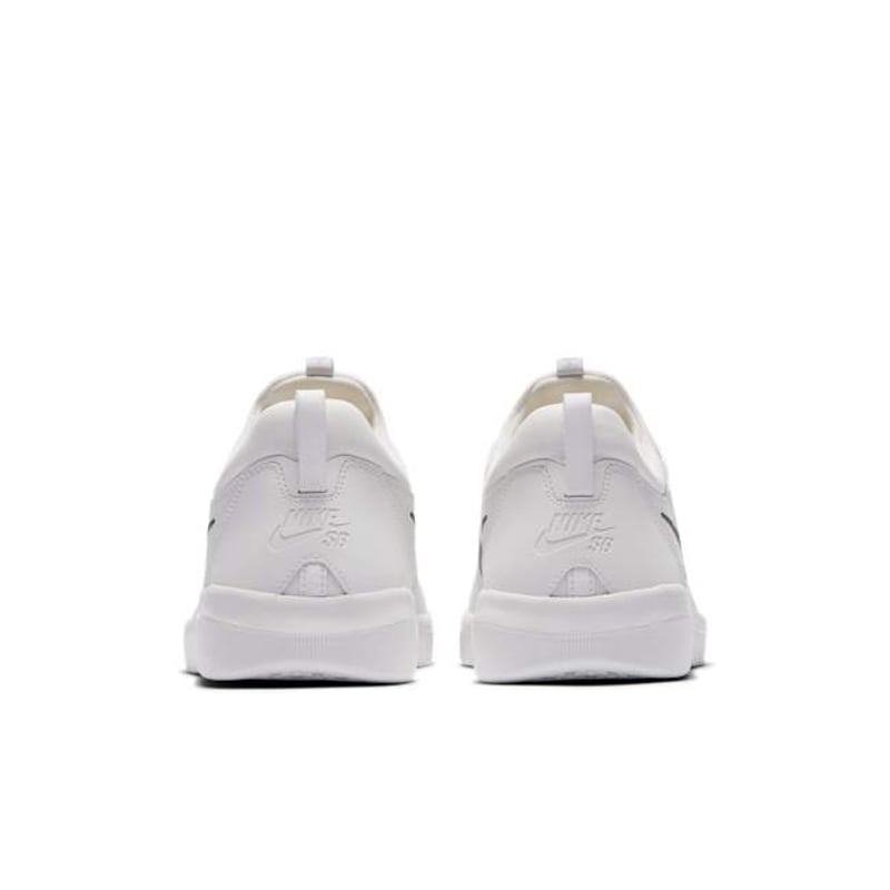 Nike SB Nyjah Free AA4272-100 06